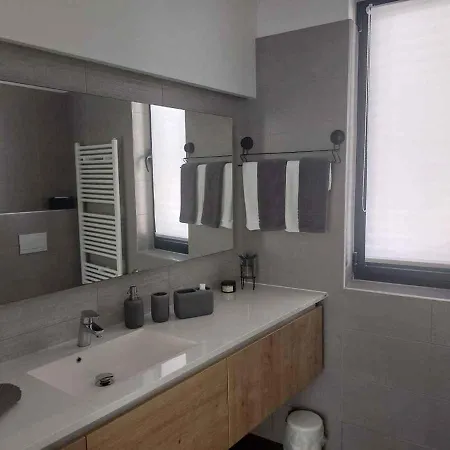Apartment In - Insel Krk 43955 Njivice